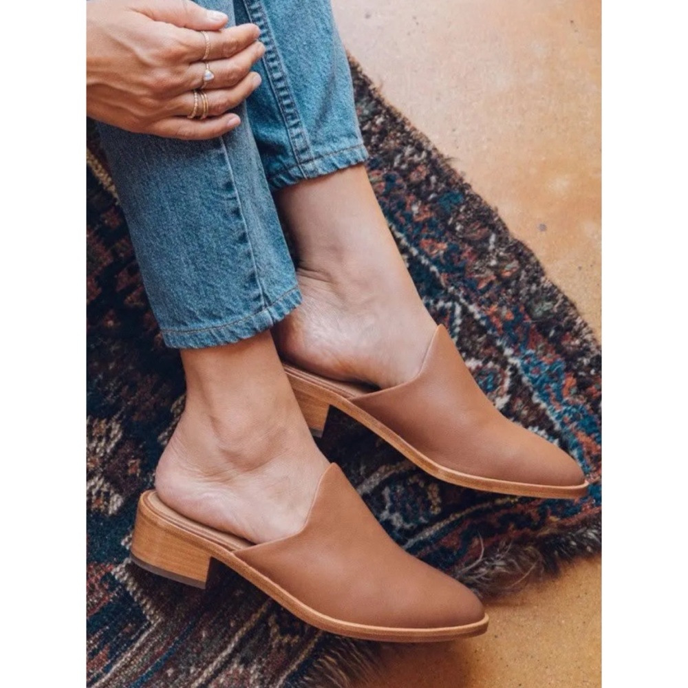 Soludos Venetian Mules Women’s Size 6.5